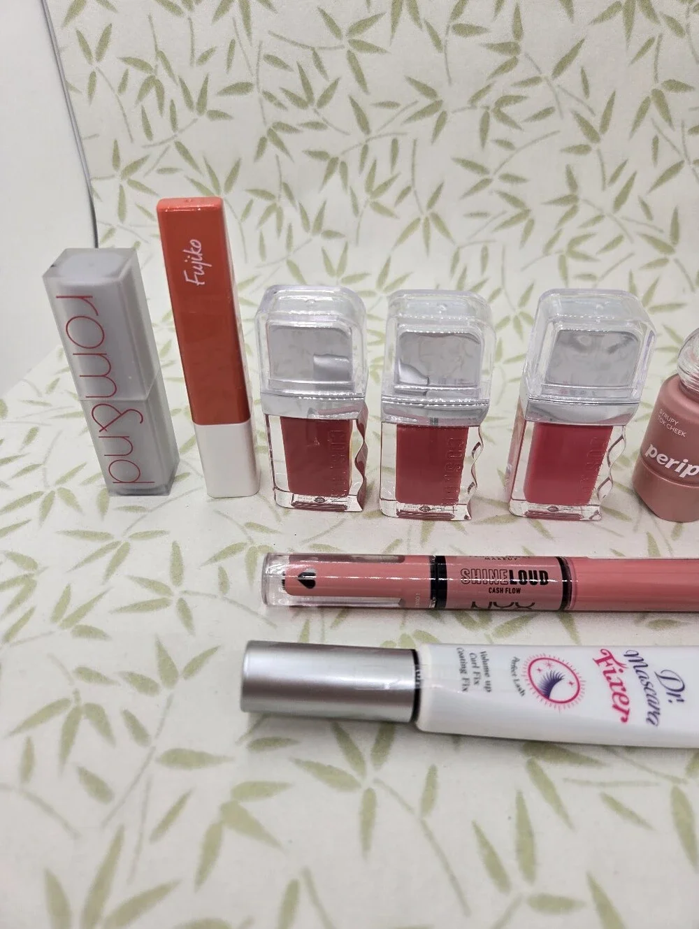 Set Of 15 Korean Pink And Peach Lipgloss, Blush, Eyeshadows Tower 28